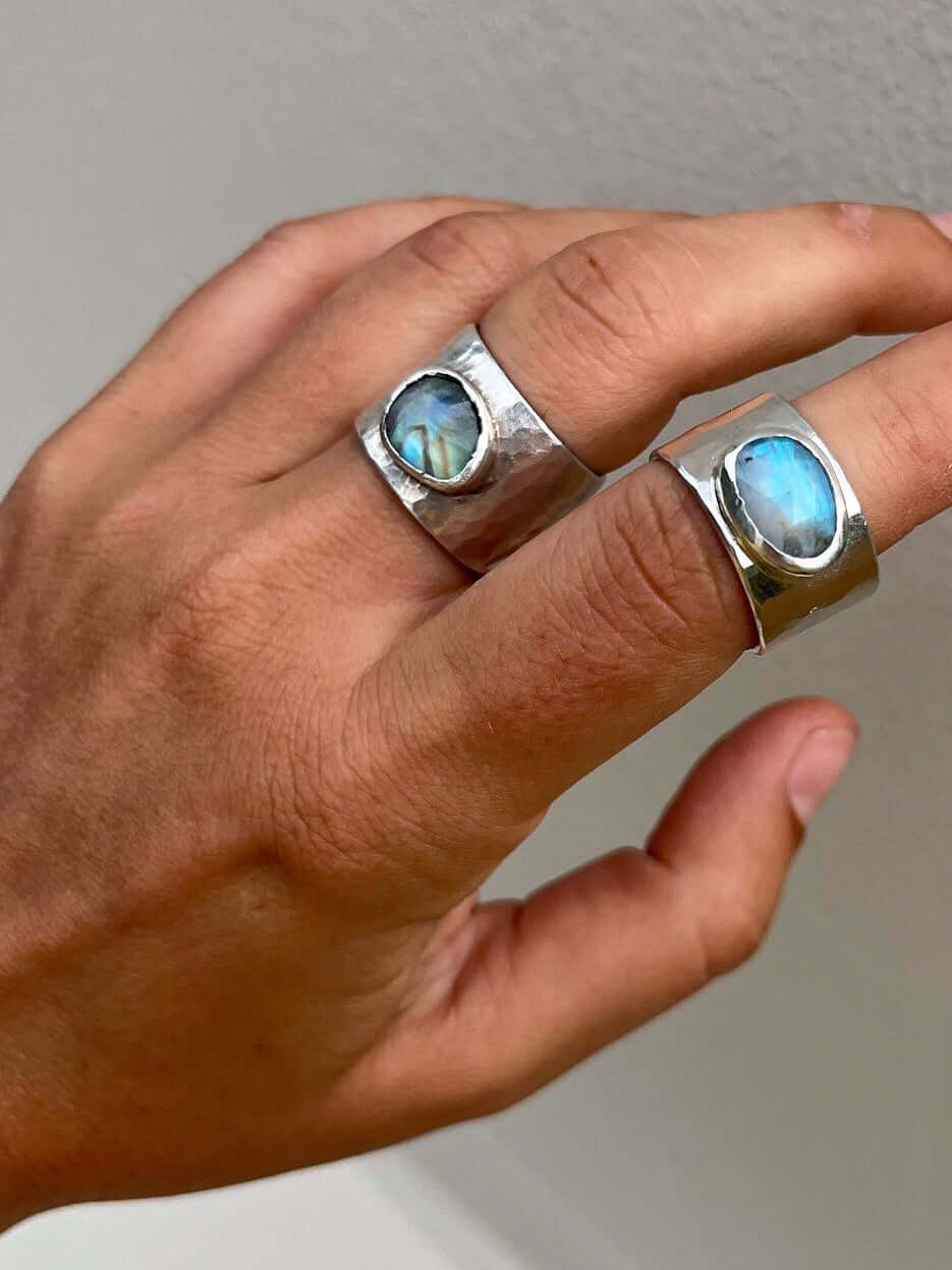 MOONSTONE - ANOMAL jewelry